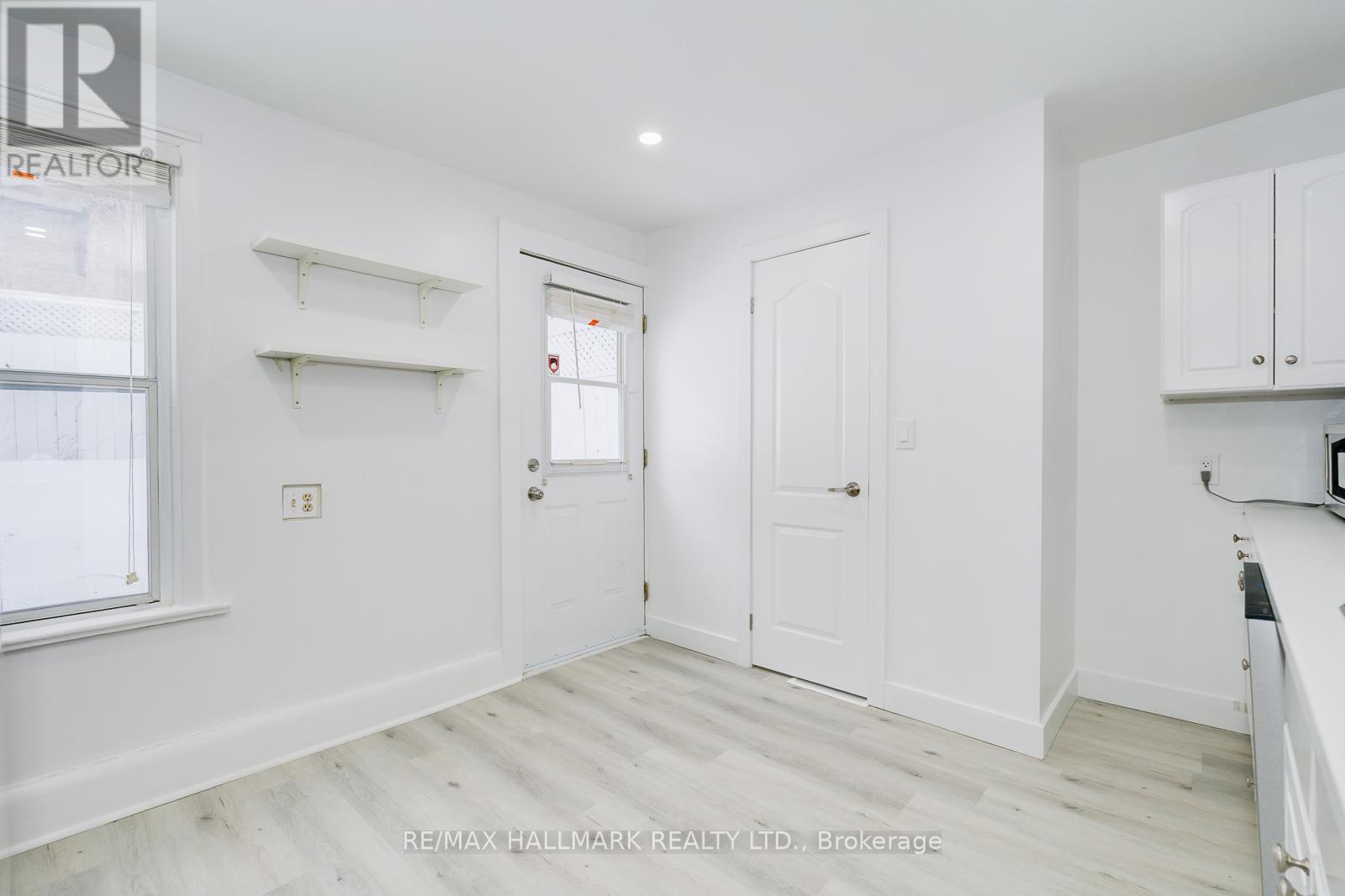 106 Willow Avenue, Toronto, Ontario  M4E 3K3 - Photo 14 - E12676532