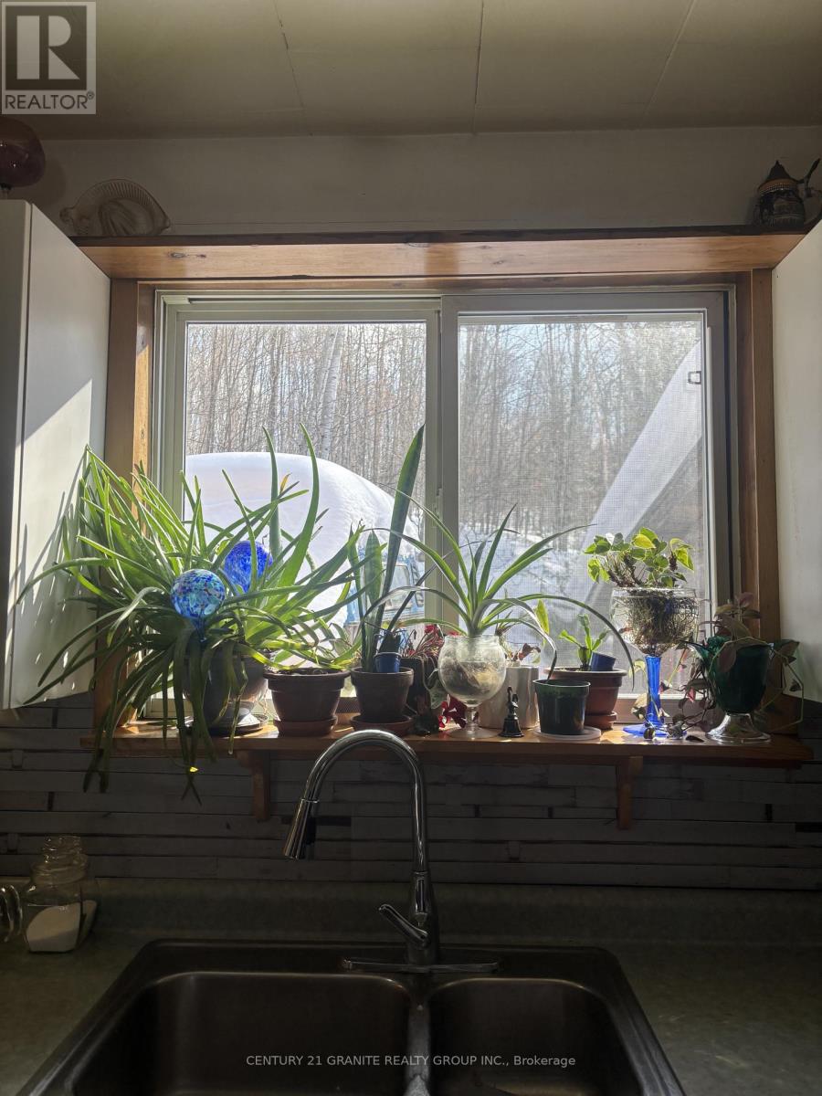 261a Copeland Lake Road, Addington Highlands, Ontario  K0H 1L0 - Photo 44 - X12792794