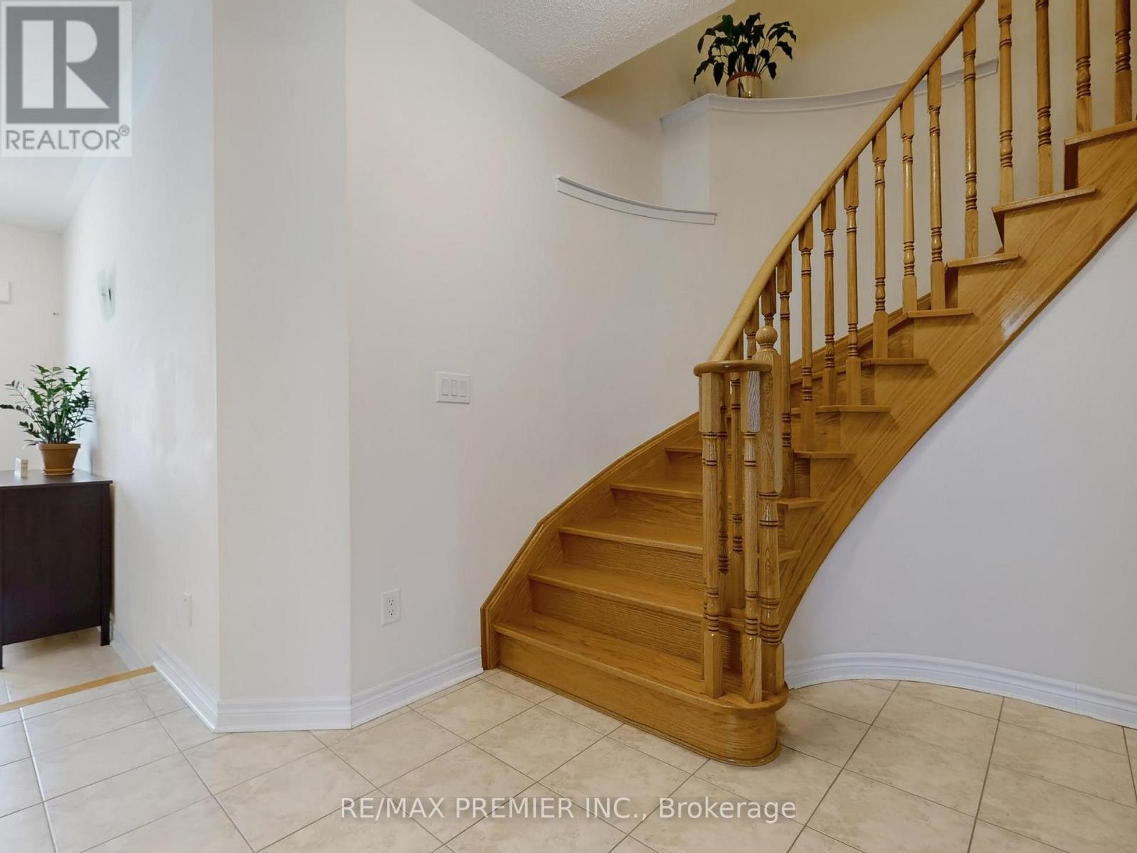 32 Blue Grouse Road, Vaughan, Ontario L6A 4B9 - Photo 16 - N12793814