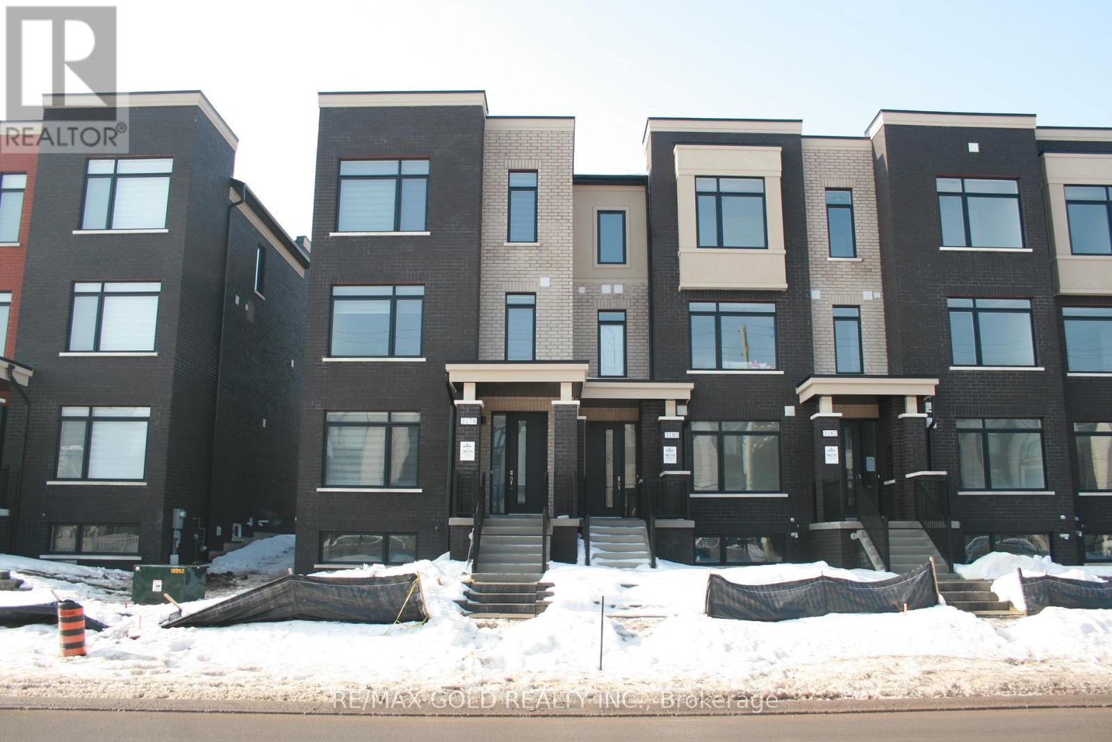 3178 Sixth Line, Oakville, Ontario  L6M 5T2 - Photo 3 - W12767476