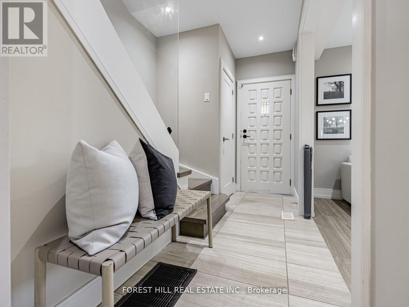 438 Whitmore Avenue, Toronto, Ontario  M6E 2N7 - Photo 4 - W12793930