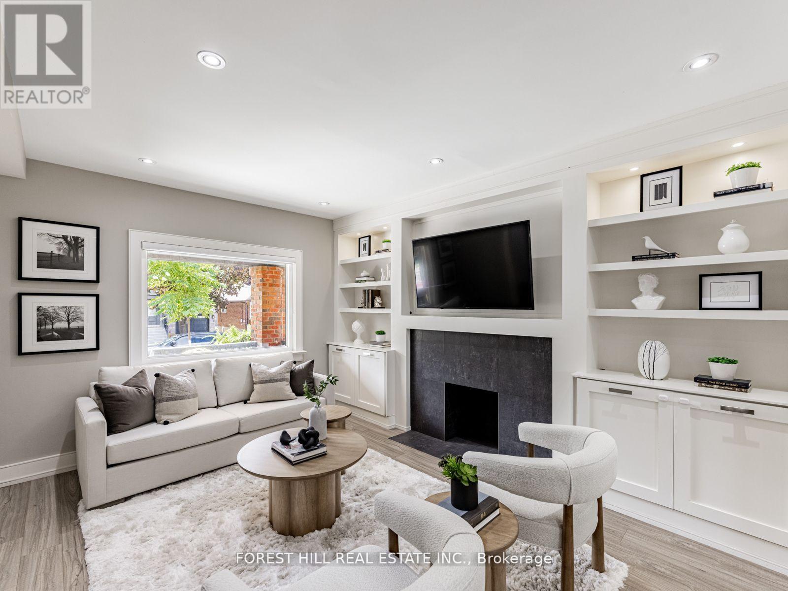 438 Whitmore Avenue, Toronto, Ontario  M6E 2N7 - Photo 7 - W12793930