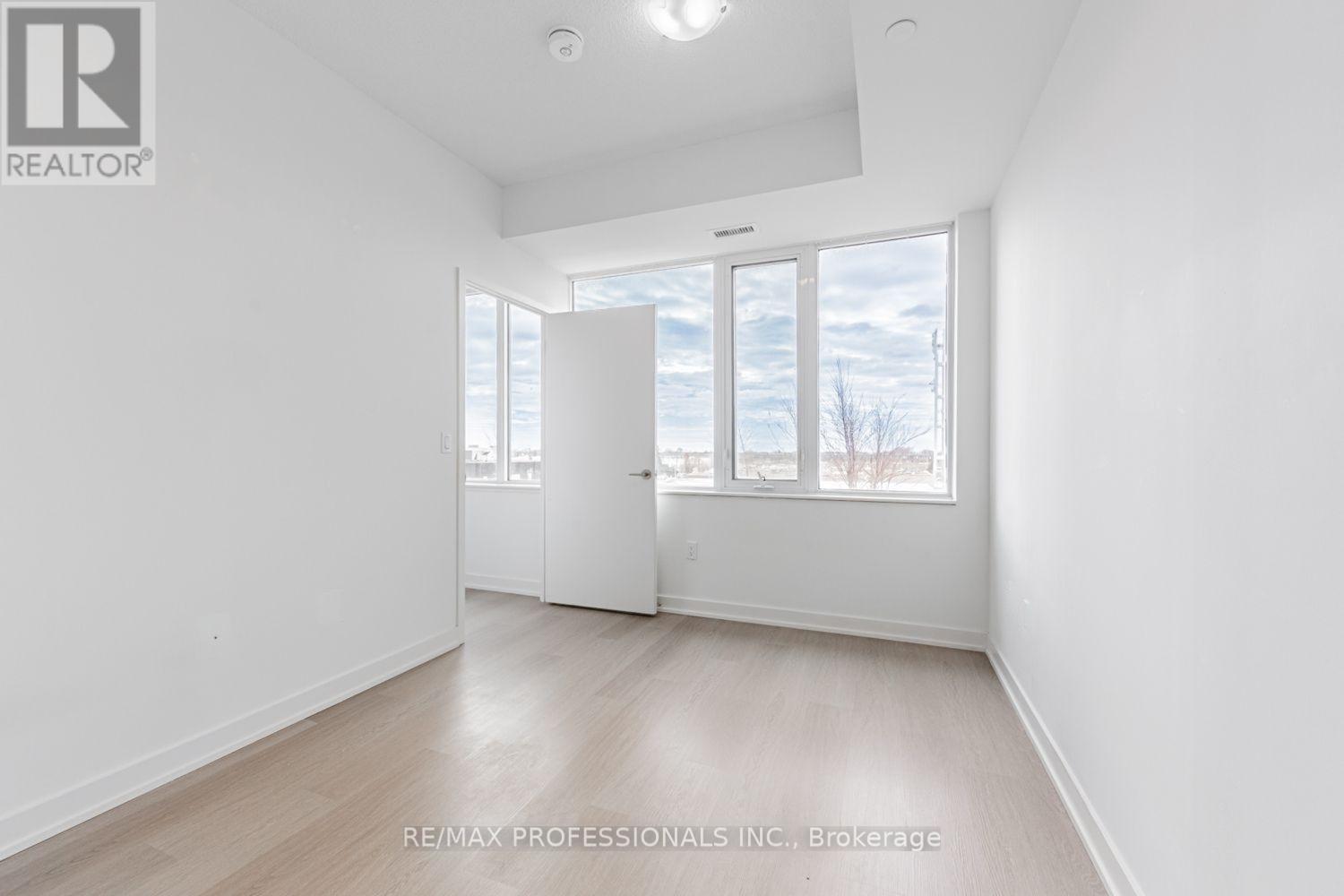 313 - 859 The Queensway, Toronto, Ontario  M8Z 1N8 - Photo 10 - W12793990