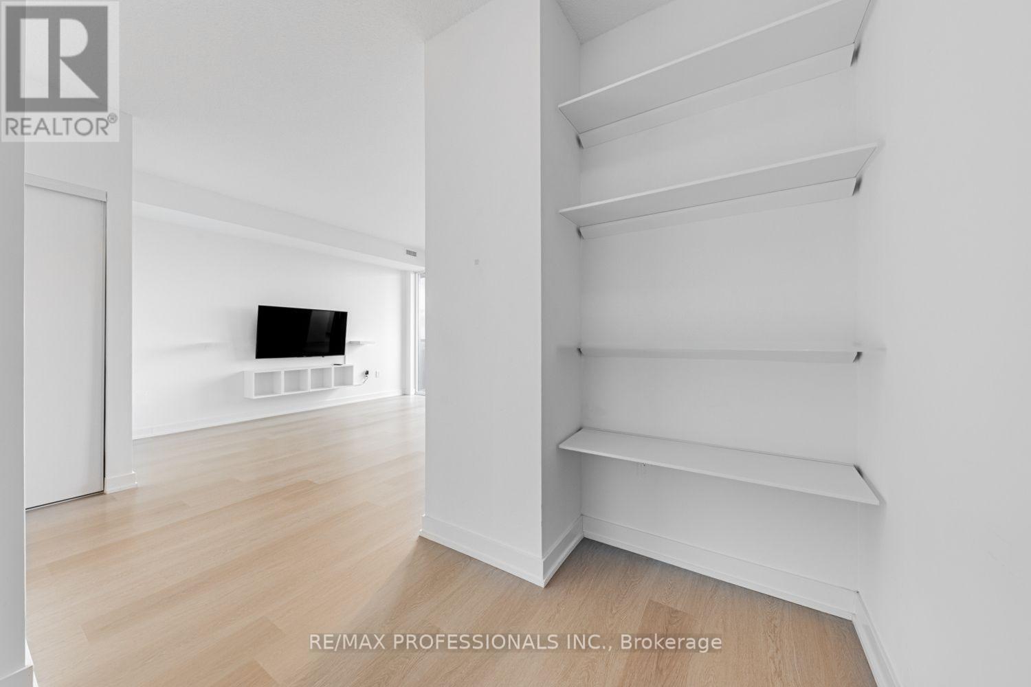 313 - 859 The Queensway, Toronto, Ontario  M8Z 1N8 - Photo 15 - W12793990