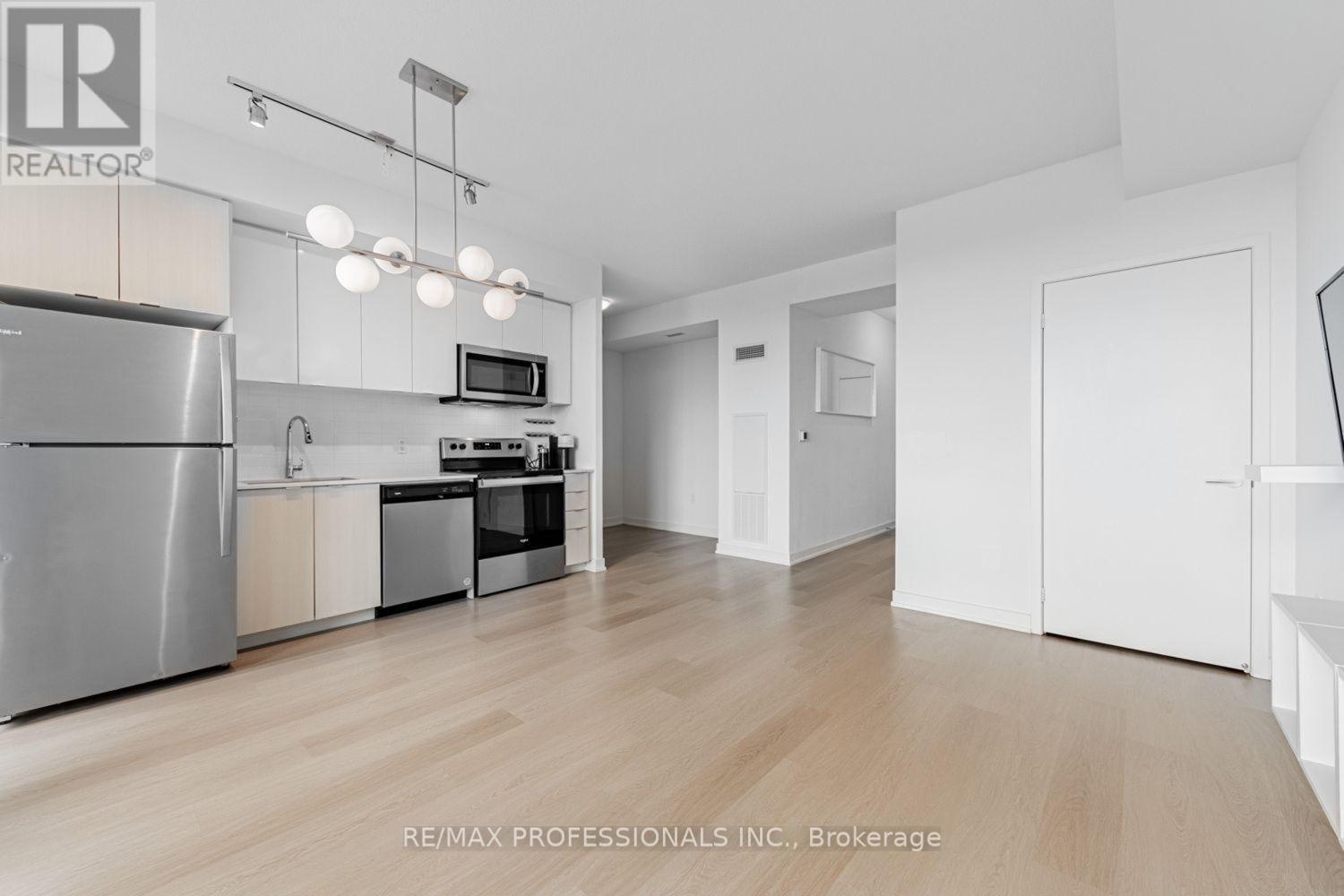 313 - 859 The Queensway, Toronto, Ontario  M8Z 1N8 - Photo 5 - W12793990