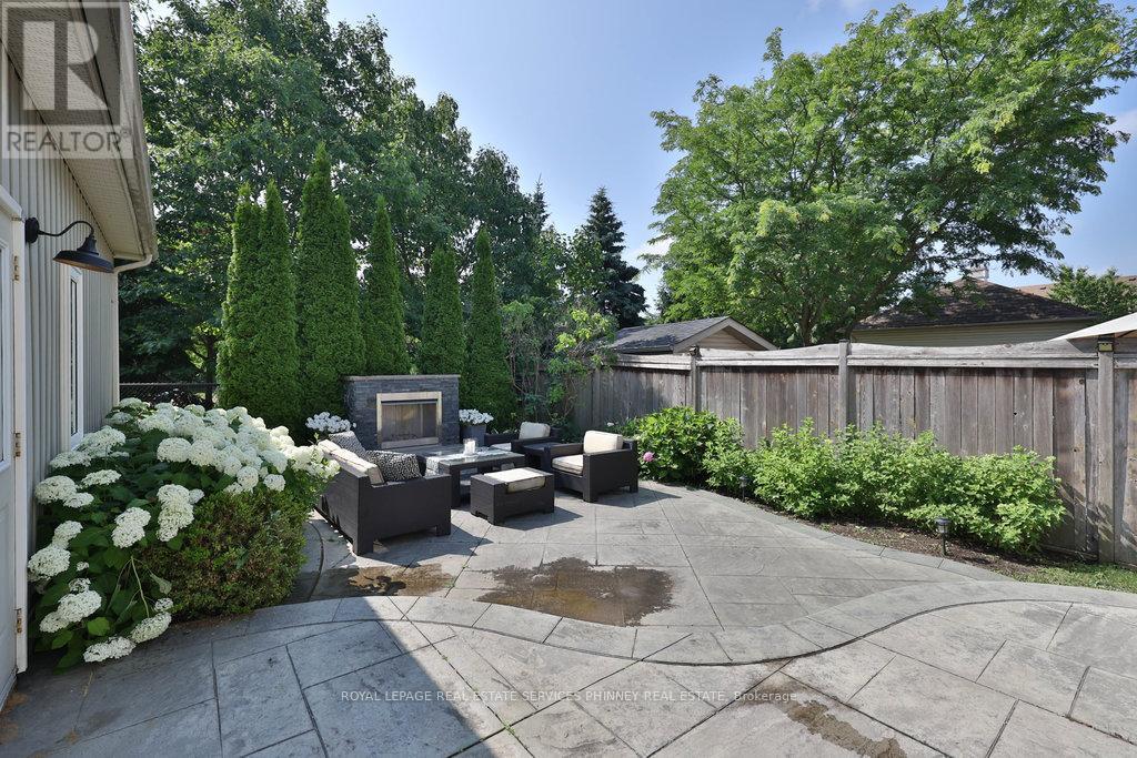 958 Irish Moss Road, Mississauga, Ontario  L5W 1W5 - Photo 35 - W12794008