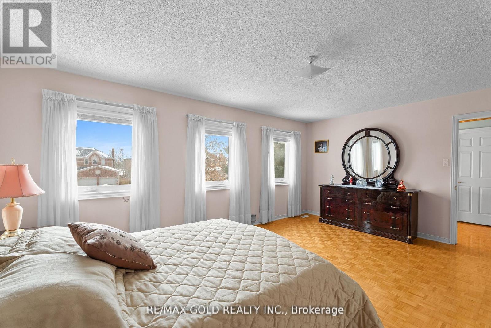 38 Mountainberry Road, Brampton, Ontario  L6R 1J3 - Photo 34 - W12794046