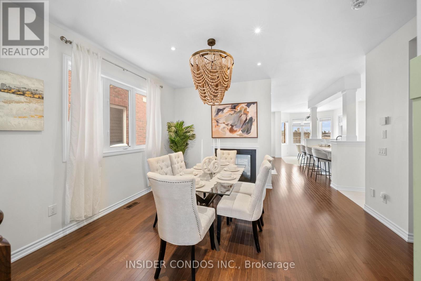 185 Bonnieglen Farm Boulevard, Caledon, Ontario  L6P 1K7 - Photo 10 - W12794054