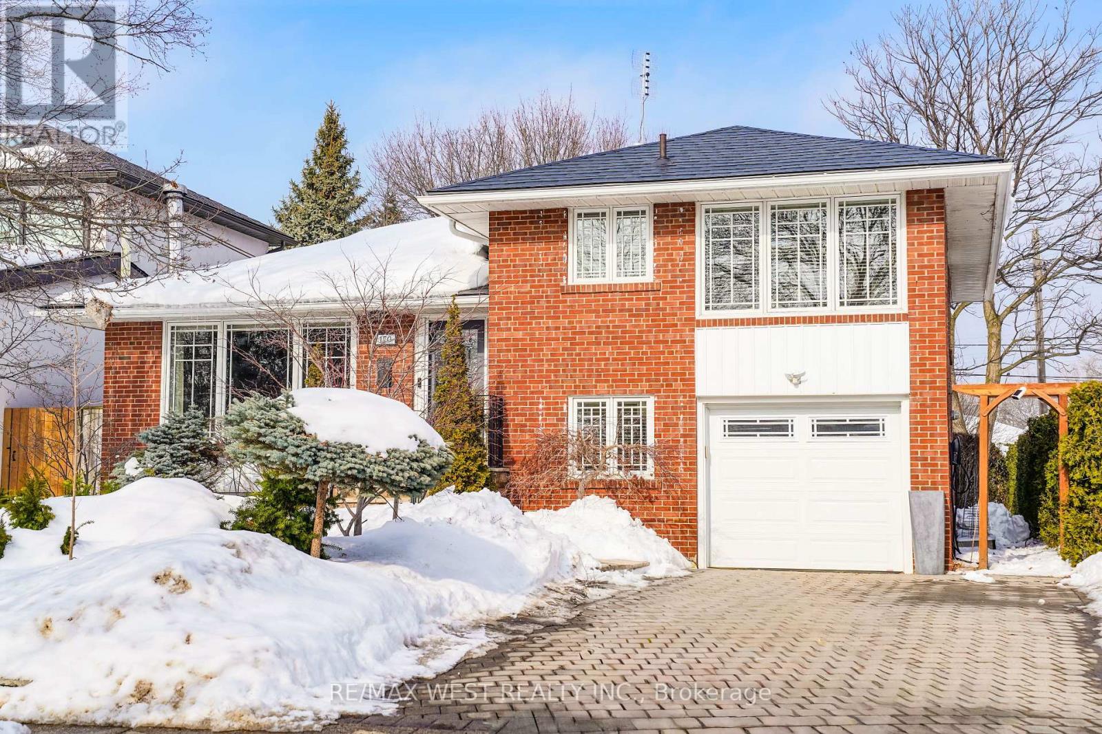 170 Princess Margaret Boulevard, Toronto, Ontario  M9B 2Z6 - Photo 1 - W12794064