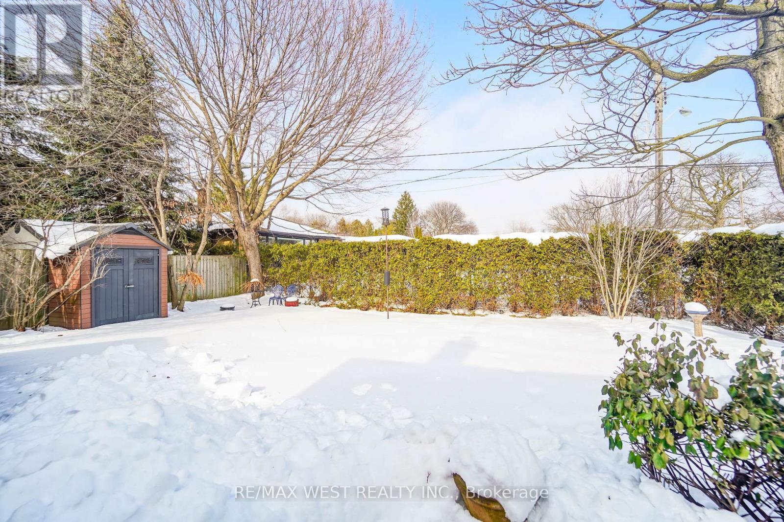 170 Princess Margaret Boulevard, Toronto, Ontario  M9B 2Z6 - Photo 16 - W12794064