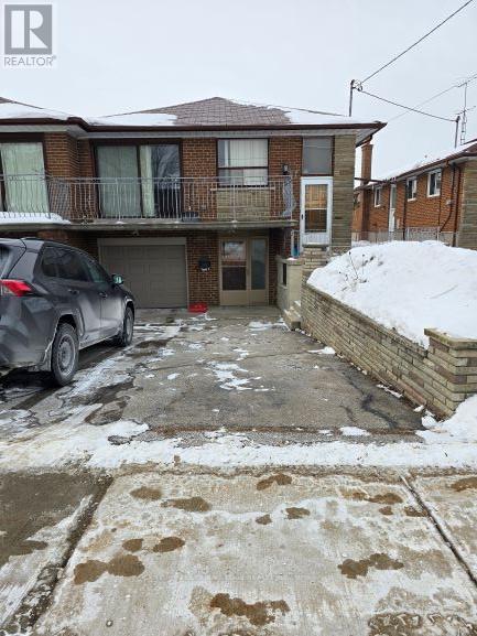 Lower - 12 Bamford Crescent, Toronto, Ontario  M3N 1T8 - Photo 2 - W12794066