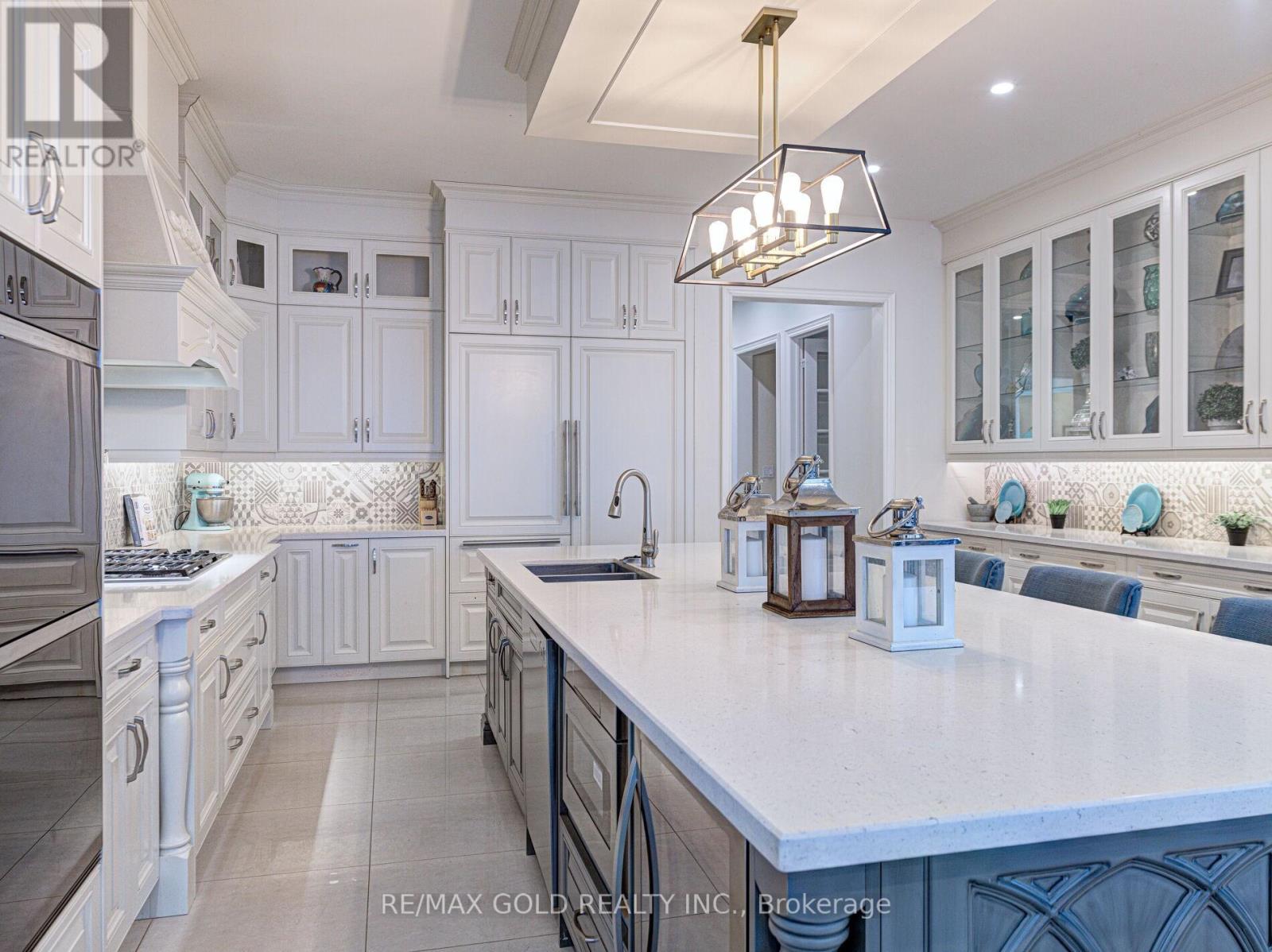 25 Leo Austin Road, Brampton, Ontario  L6P 4C4 - Photo 12 - W12794120