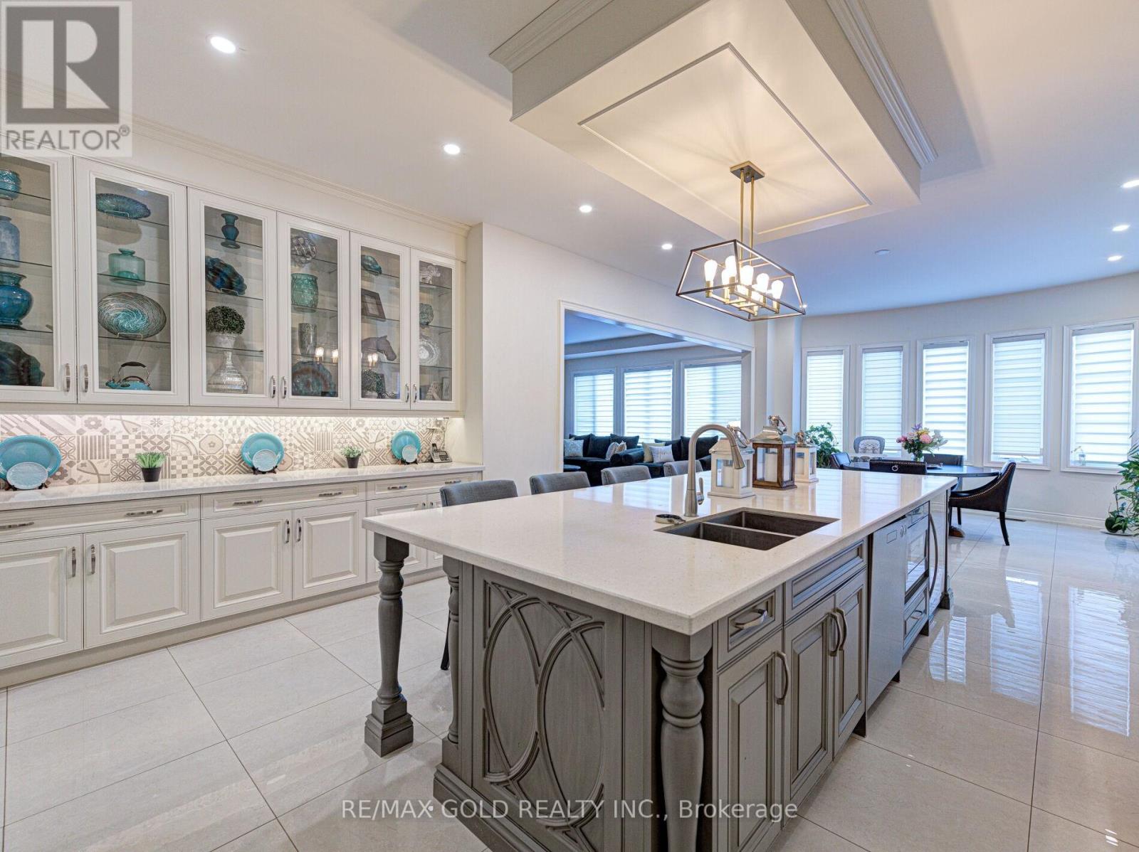 25 Leo Austin Road, Brampton, Ontario  L6P 4C4 - Photo 13 - W12794120