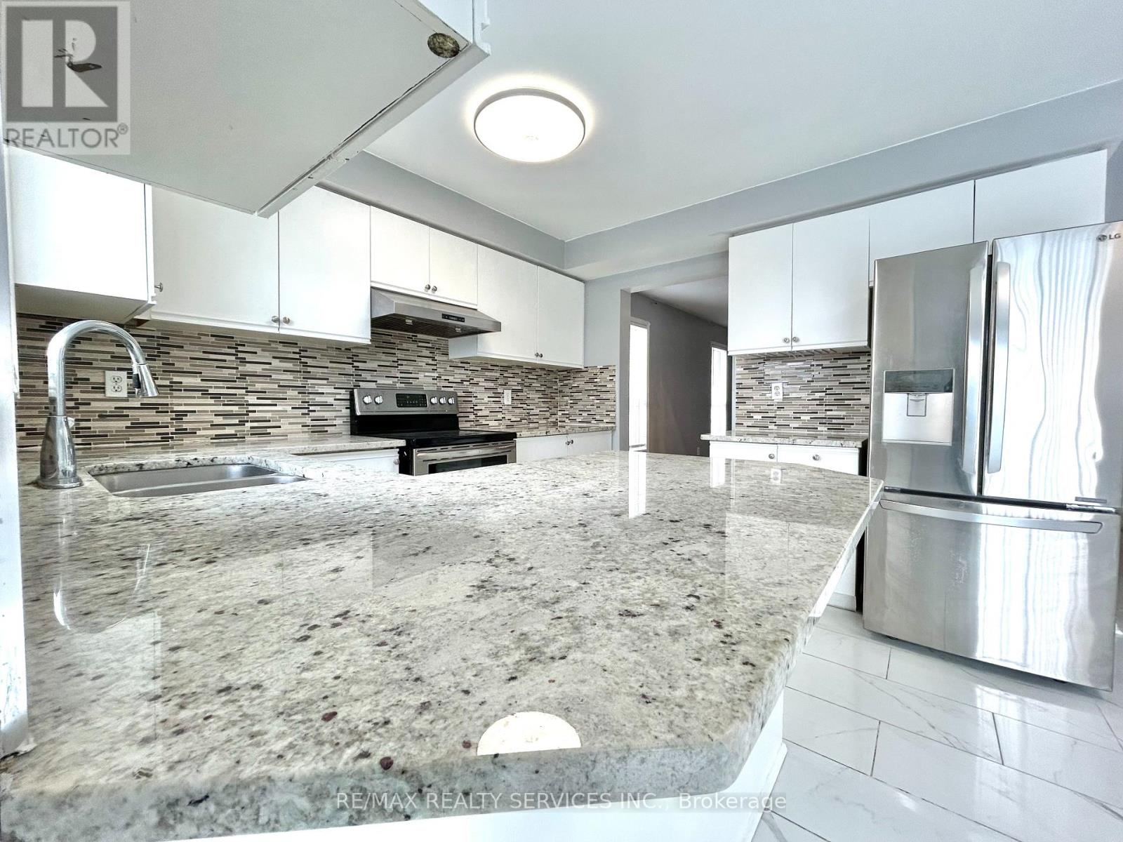 411 Jay Crescent, Orangeville, Ontario  L9W 4Z1 - Photo 4 - W12794126