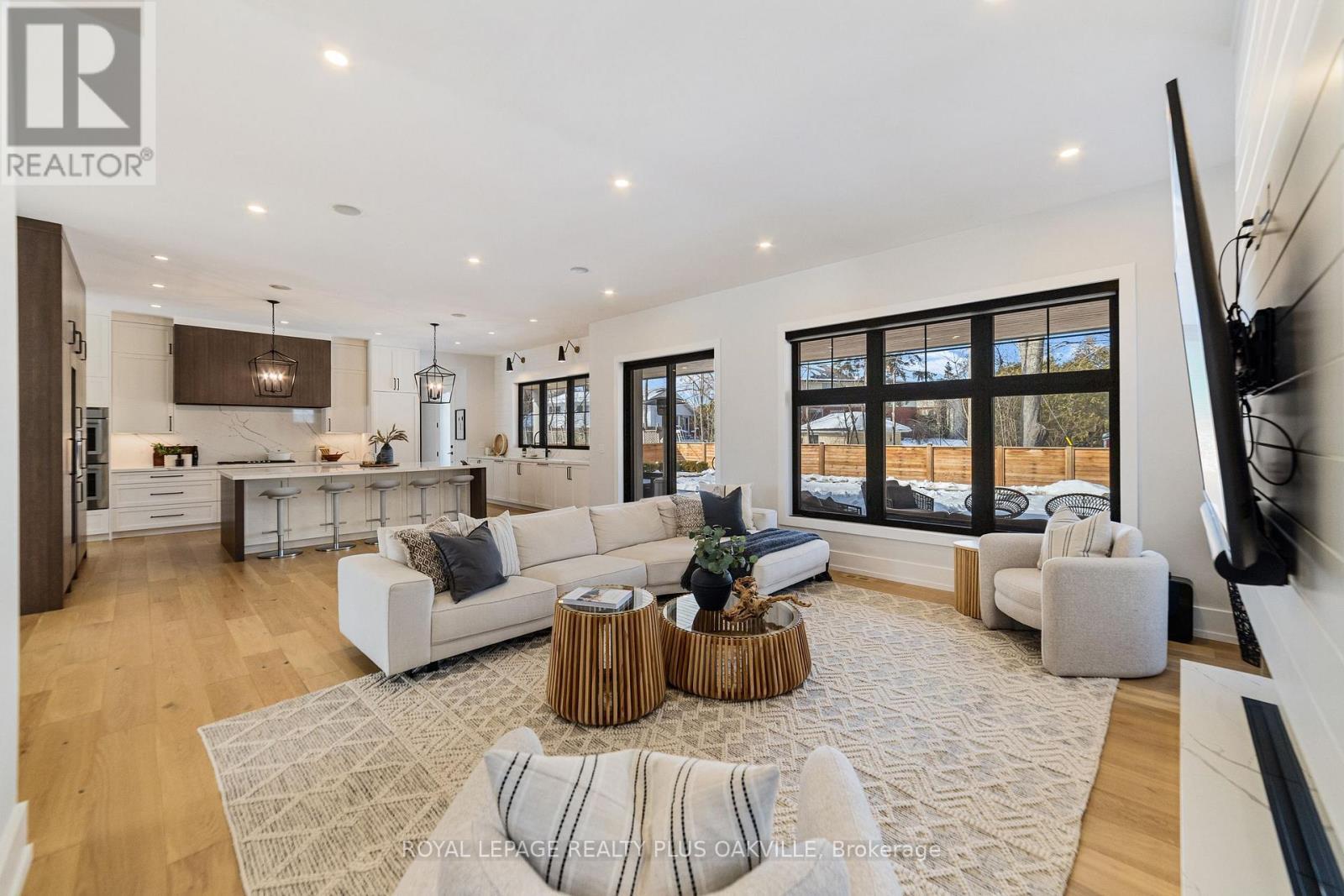 2057 Salvator Boulevard, Oakville, Ontario  L6L 1M9 - Photo 13 - W12794130