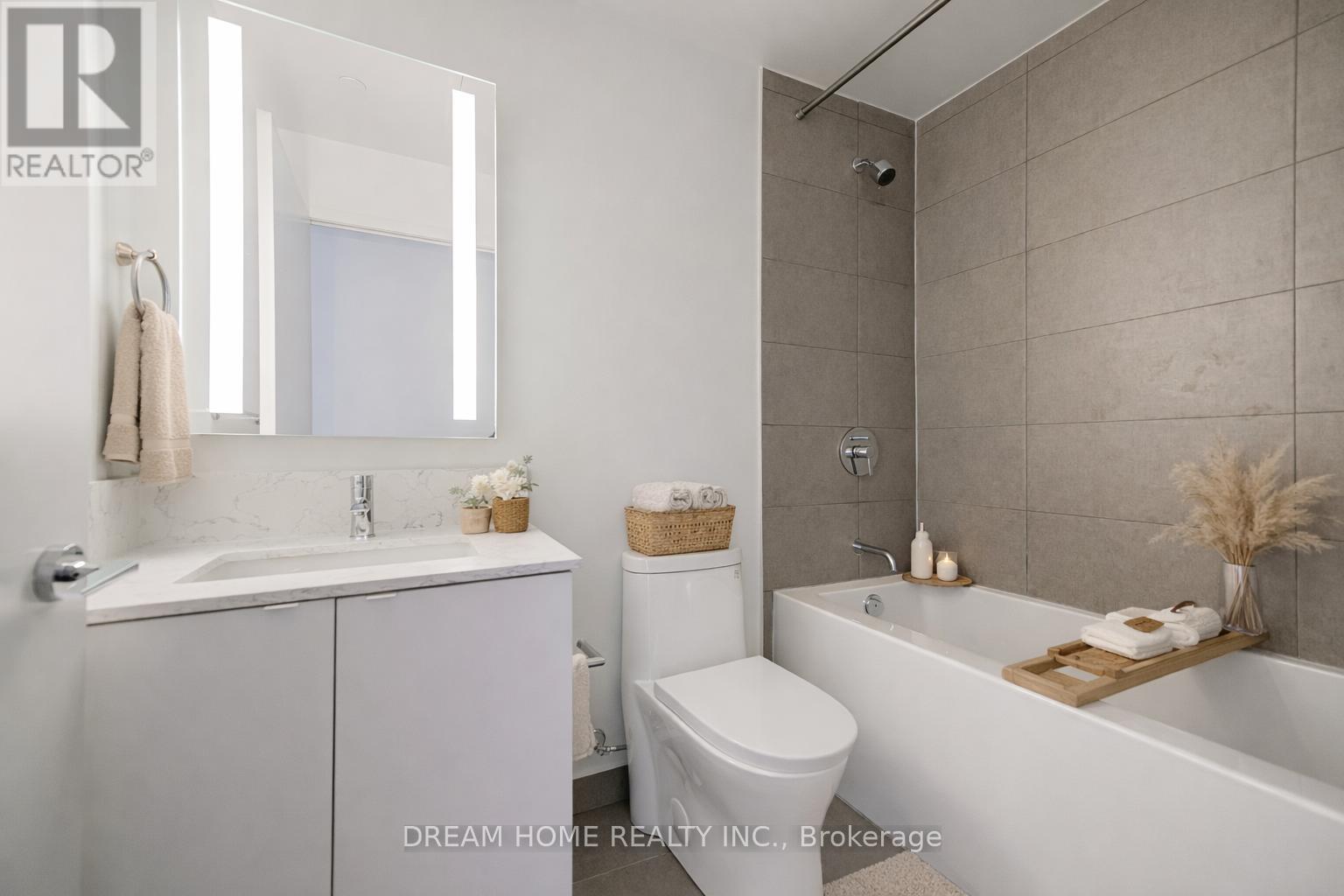 270 Dufferin Street, Toronto, Ontario  M6K 0H8 - Photo 22 - W12794136