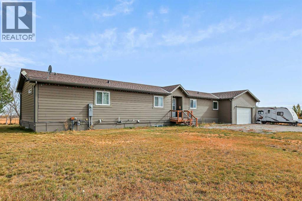 241003 Range Road 235, Rural Wheatland County, Alberta  T1P 2B5 - Photo 2 - A2261308