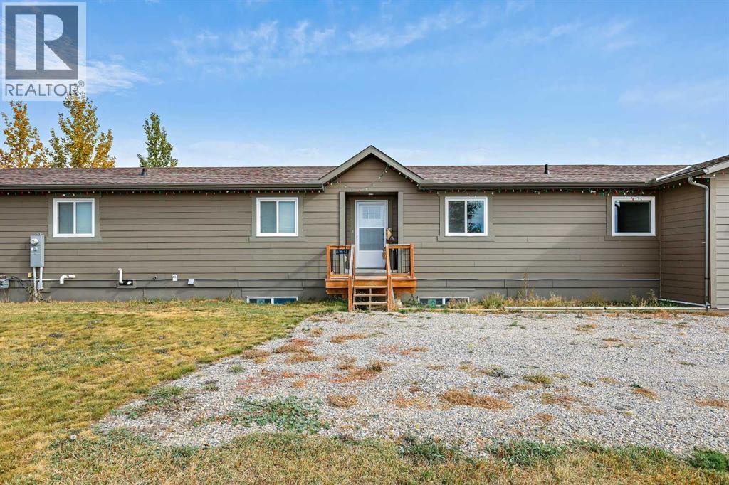 241003 Range Road 235, Rural Wheatland County, Alberta  T1P 2B5 - Photo 4 - A2261308