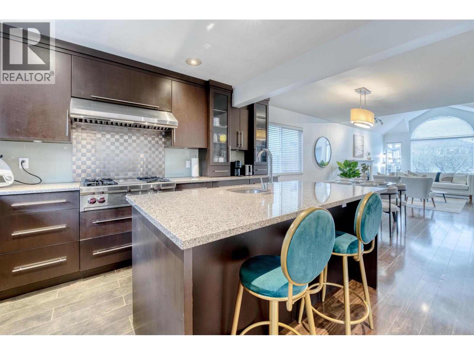 Listing Picture 7 of 24 : 12328 IMPERIAL DRIVE, Richmond / 烈治文 - 魯藝地產 Yvonne Lu Group - MLS Medallion Club Member