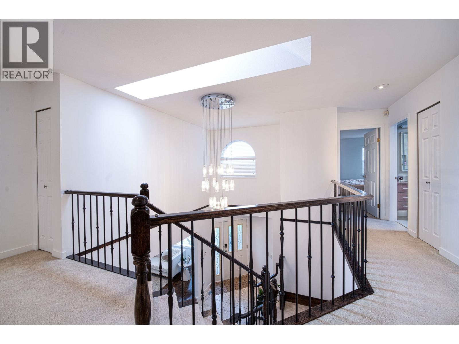 Listing Picture 12 of 24 : 12328 IMPERIAL DRIVE, Richmond / 烈治文 - 魯藝地產 Yvonne Lu Group - MLS Medallion Club Member