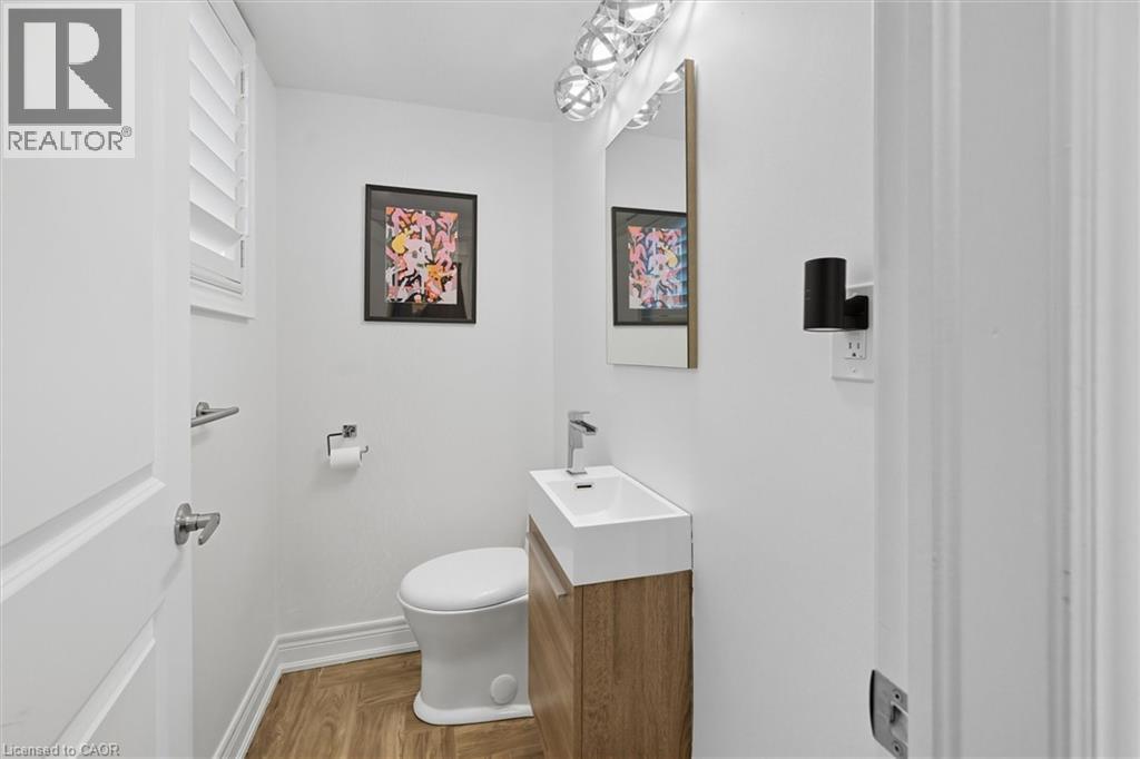 62 Berko Avenue, Hamilton, Ontario  L8V 2R2 - Photo 11 - 40804792