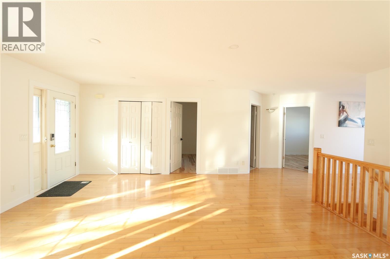 1226 Dover Avenue, Regina, Saskatchewan  S4R 0L4 - Photo 4 - SK028703