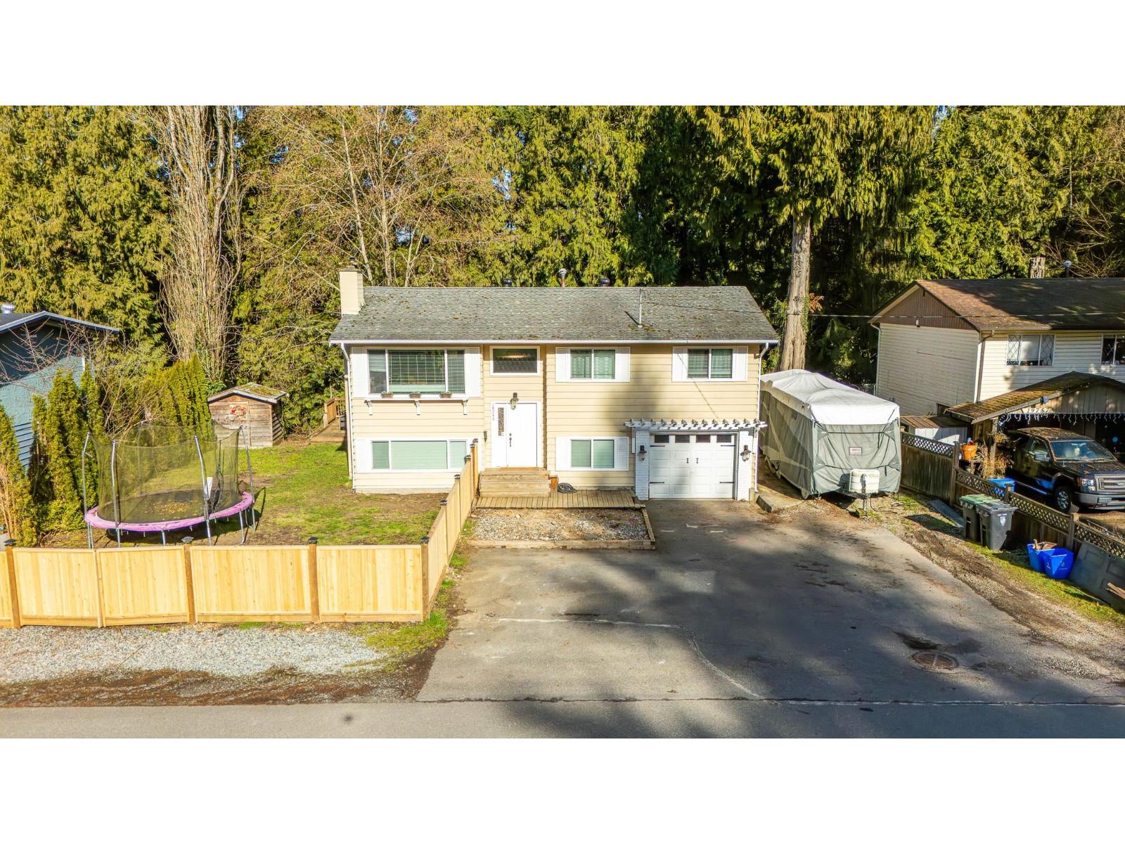 19745 38a Avenue, Langley, British Columbia  V3A 4W7 - Photo 40 - R3089334