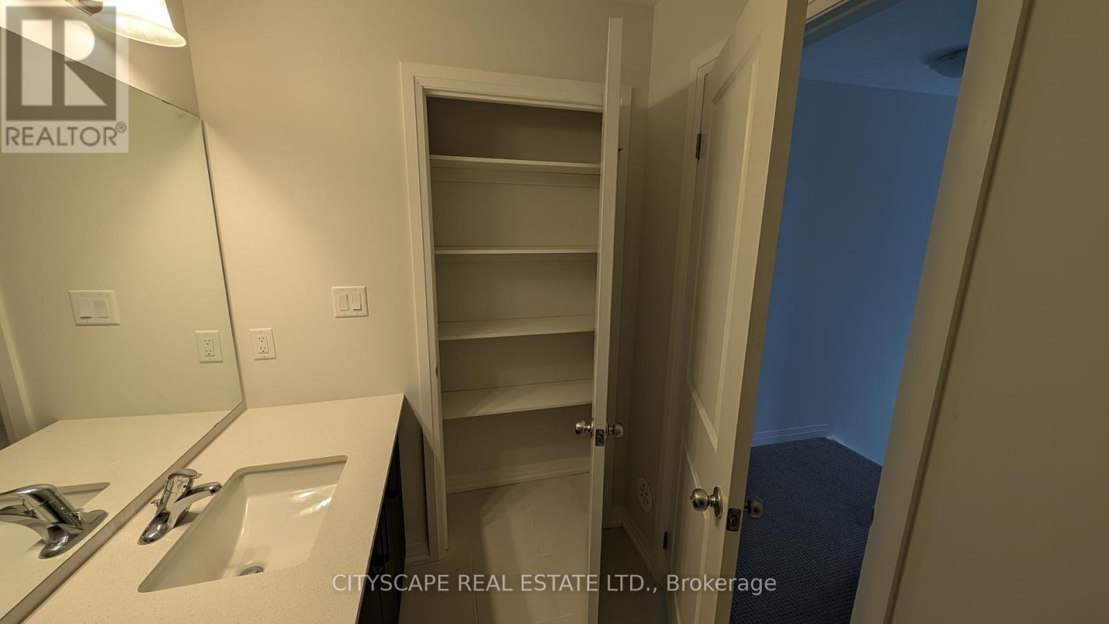 11 - 155 Equestrian Way, Cambridge, Ontario  N3E 0E8 - Photo 16 - X12794032