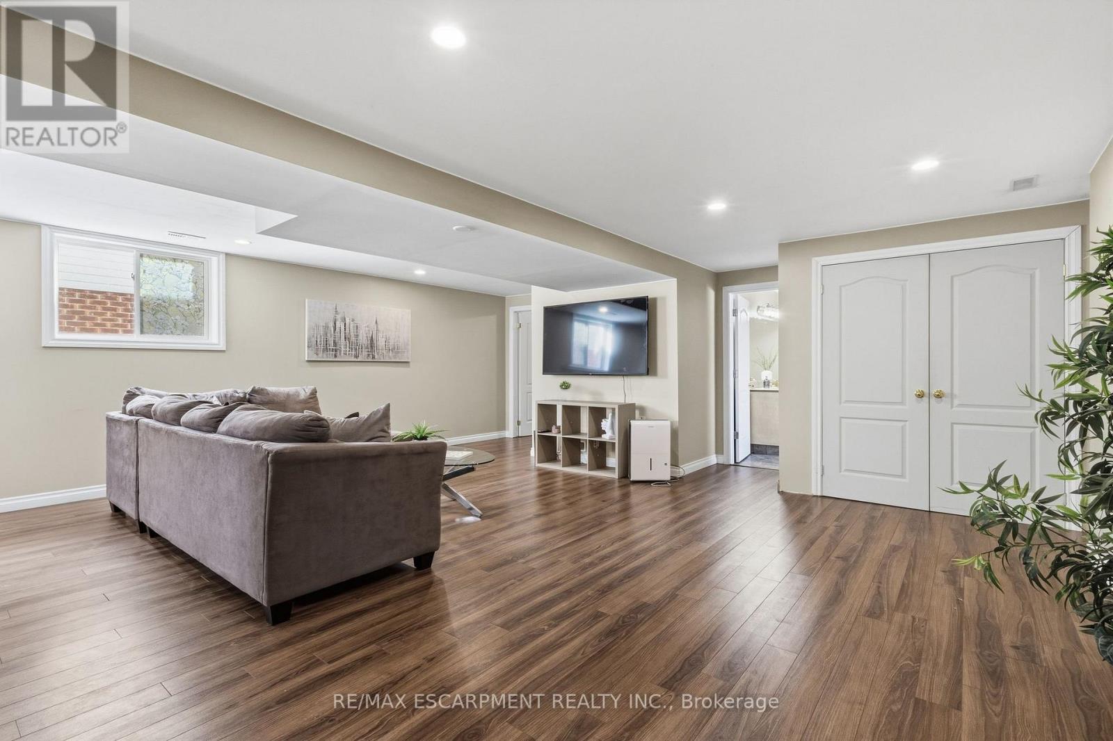 29 Longview Court, Hamilton, Ontario  L0R 1W0 - Photo 23 - X12794060