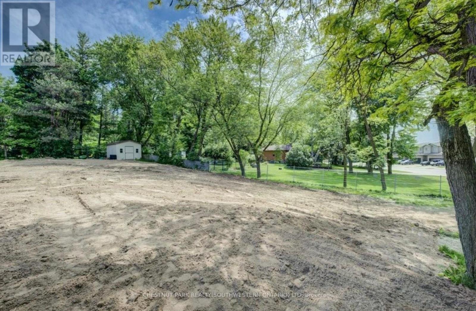 416 Woolwich Street, Waterloo, Ontario  N2K 2L3 - Photo 5 - X12794134