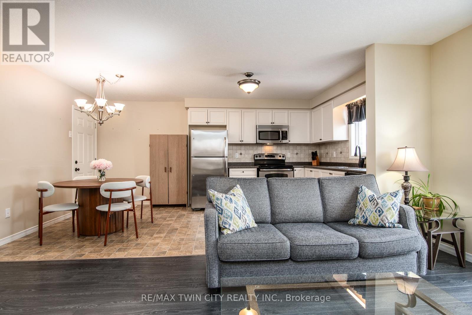 34 Captain Mccallum Drive, Wilmot, Ontario  N3A 0B7 - Photo 13 - X12794146