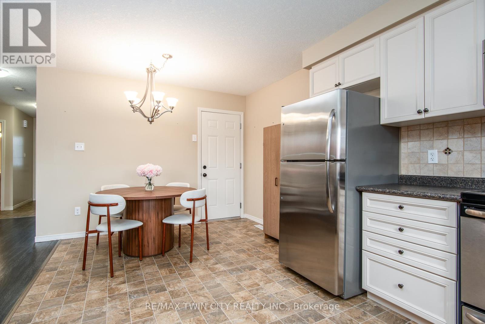 34 Captain Mccallum Drive, Wilmot, Ontario  N3A 0B7 - Photo 8 - X12794146