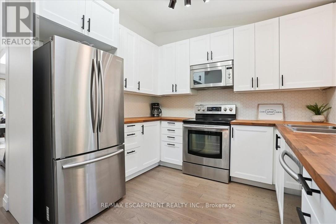 93 Westgate Park Drive, St. Catharines, Ontario  L2N 5X1 - Photo 14 - X12794166