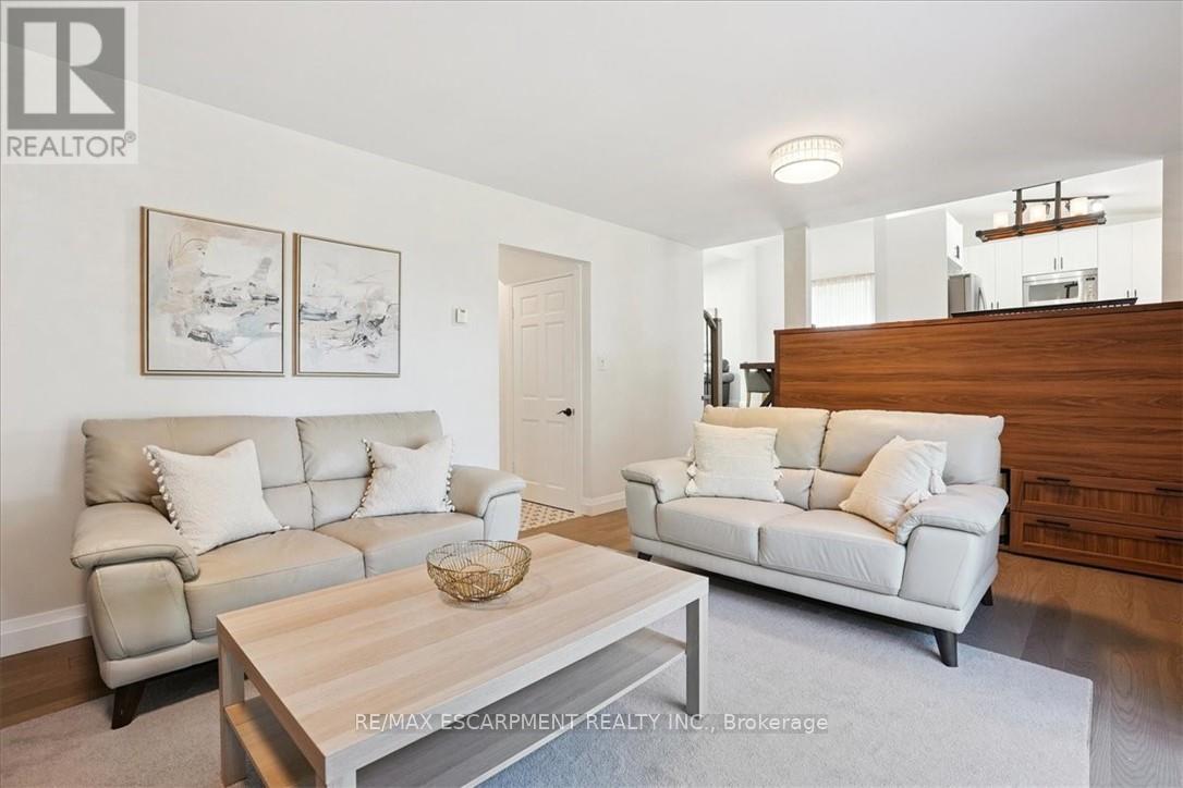 93 Westgate Park Drive, St. Catharines, Ontario  L2N 5X1 - Photo 16 - X12794166