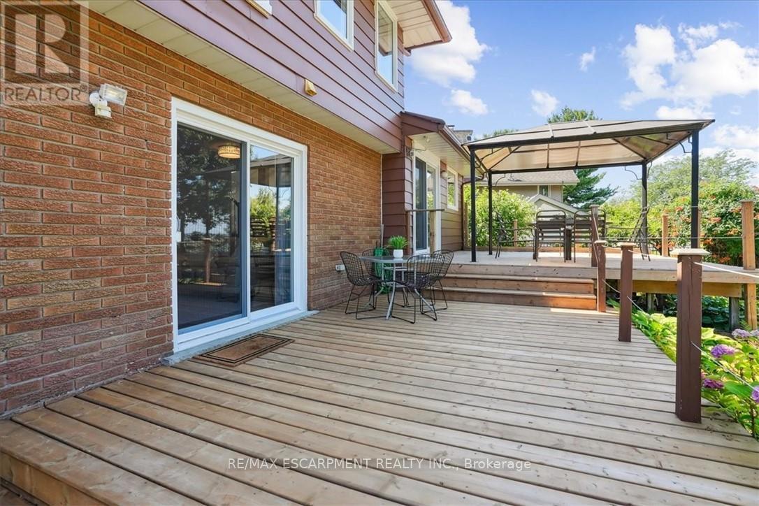 93 Westgate Park Drive, St. Catharines, Ontario  L2N 5X1 - Photo 32 - X12794166