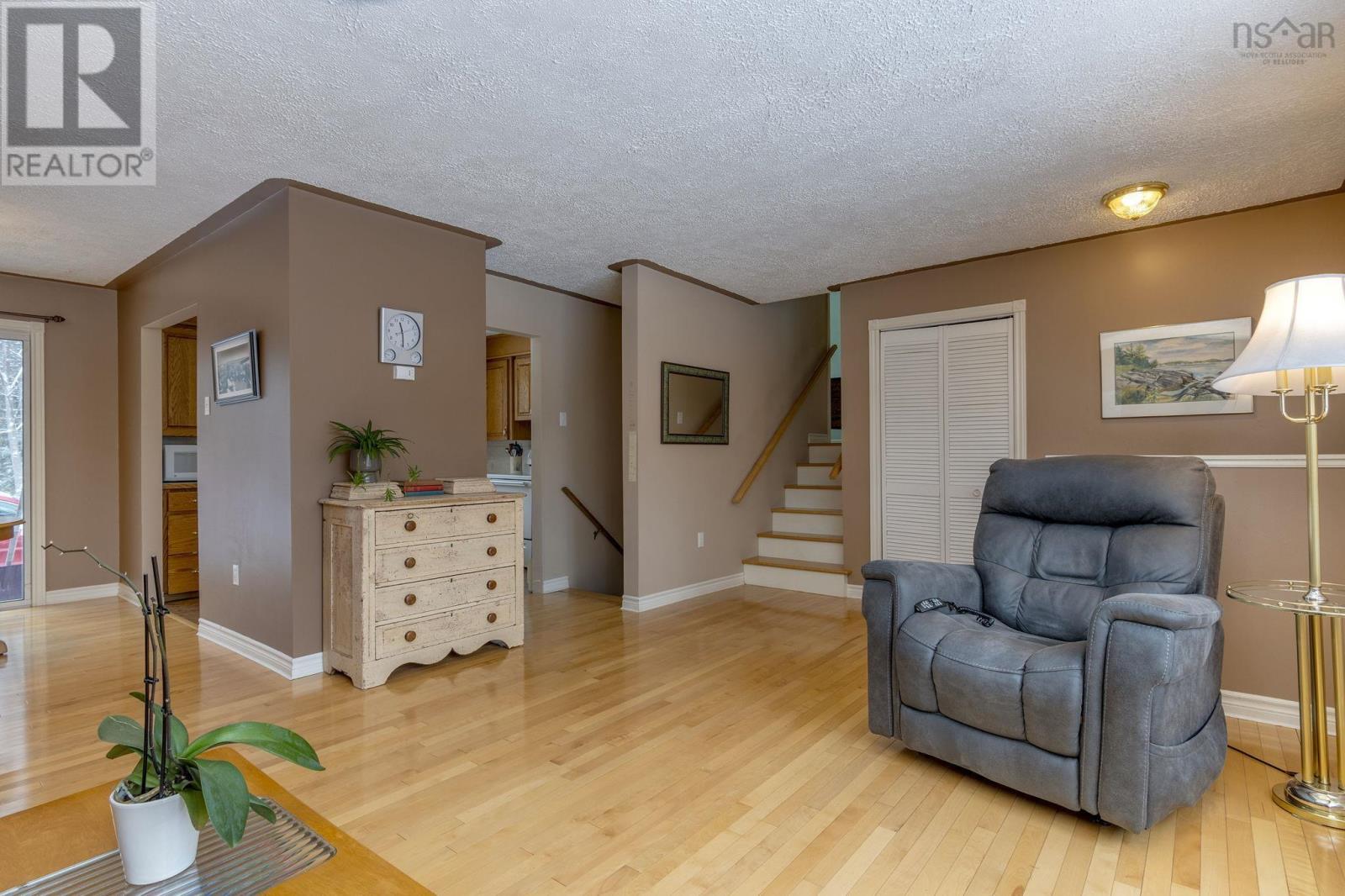 56 Brook Street, Fletchers Lake, Nova Scotia  B2T 1A5 - Photo 10 - 202602858