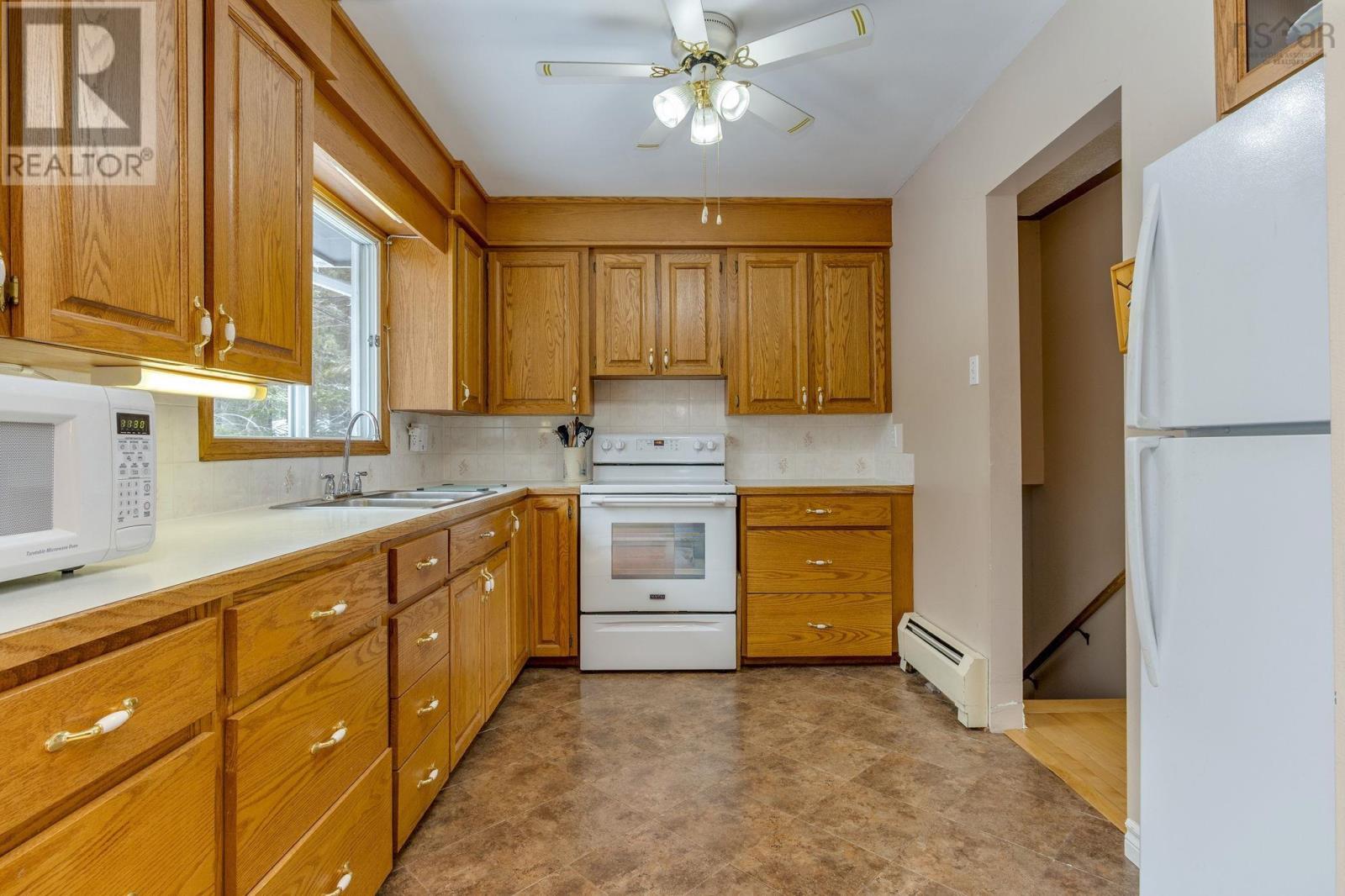 56 Brook Street, Fletchers Lake, Nova Scotia  B2T 1A5 - Photo 15 - 202602858