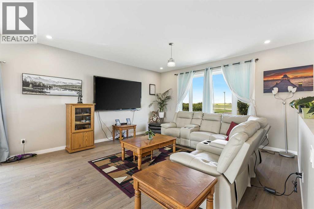 243077 Range Road 255, Rural Wheatland County, Alberta  T1P 0H9 - Photo 8 - A2280277