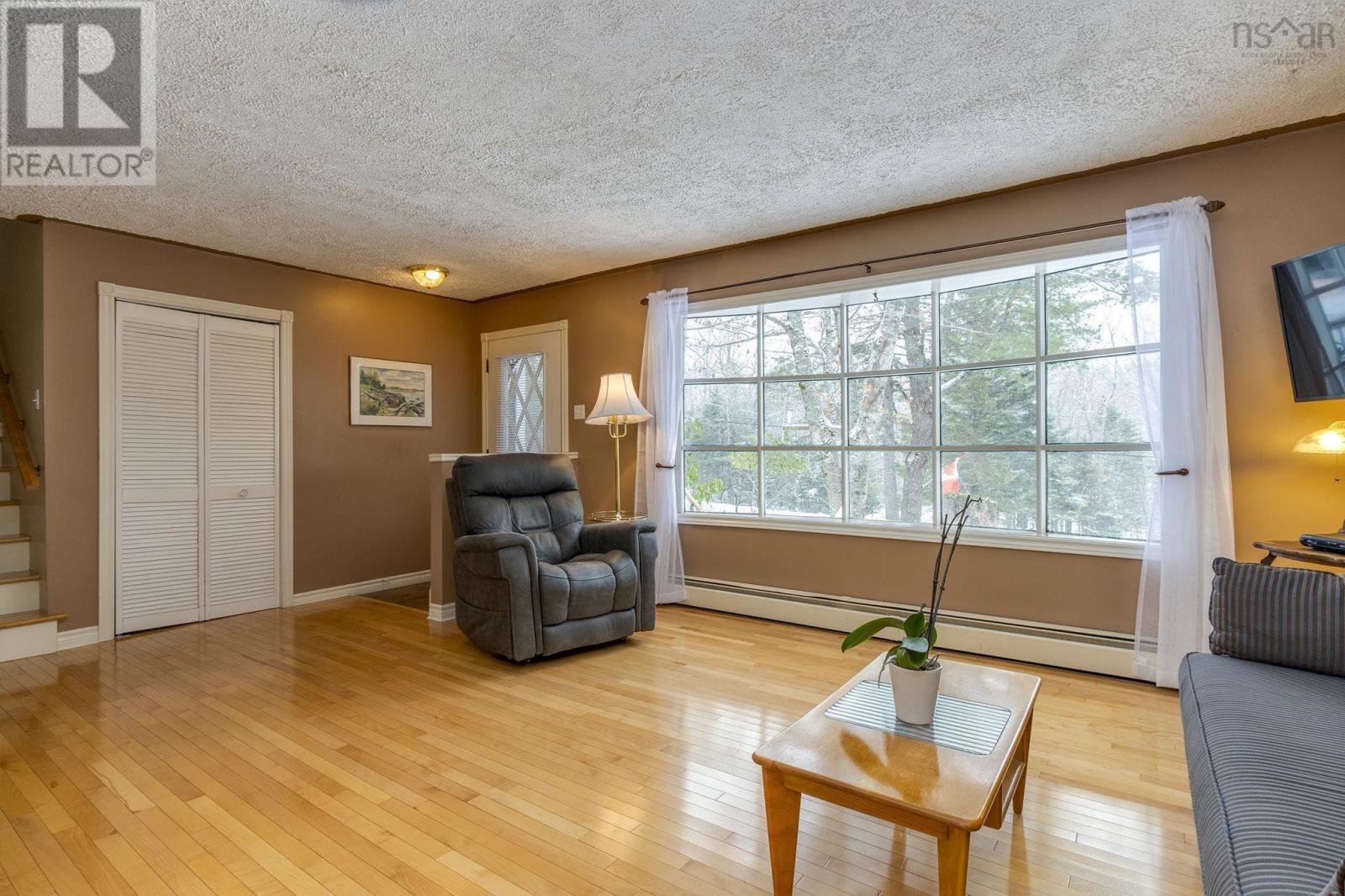 56 Brook Street, Fletchers Lake, Nova Scotia  B2T 1A5 - Photo 9 - 202602858