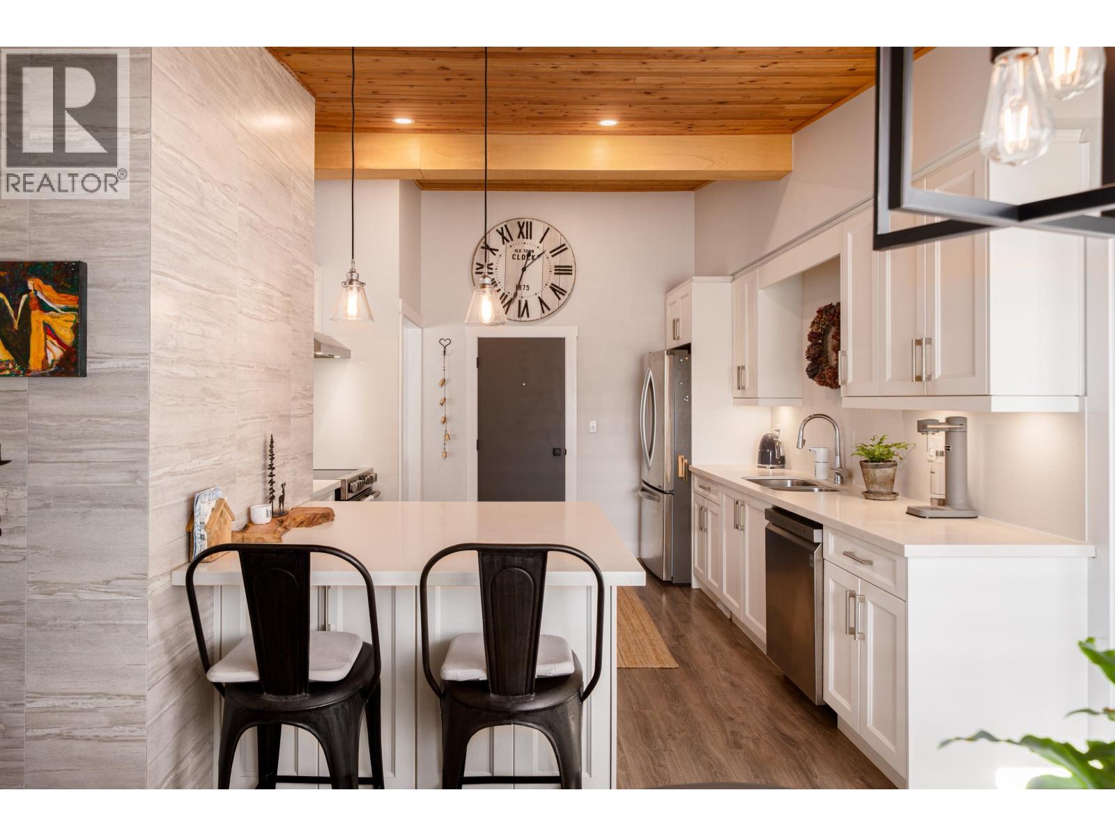 3642 Sykes Road, North Vancouver, British Columbia  V7K 2A7 - Photo 9 - R3090225