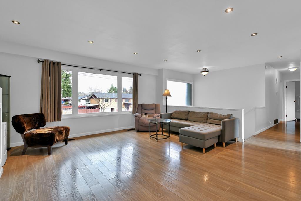 14486 109 Avenue, Surrey, British Columbia  V3R 1Y1 - Photo 4 - R3089235