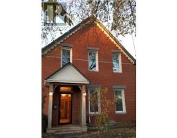 2384 GERRARD STREET E, Toronto, Ontario