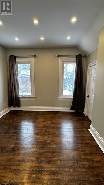 2384 Gerrard Street E, Toronto, Ontario  M3E 2E1 - Photo 11 - E12784806