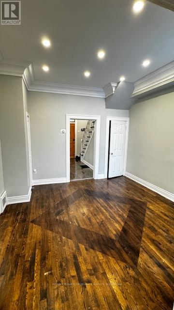 2384 Gerrard Street E, Toronto, Ontario  M3E 2E1 - Photo 3 - E12784806