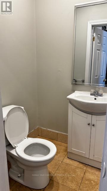 2384 Gerrard Street E, Toronto, Ontario  M3E 2E1 - Photo 23 - E12784806