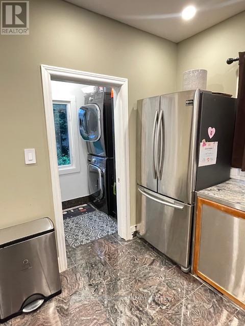 2384 Gerrard Street E, Toronto, Ontario  M3E 2E1 - Photo 10 - E12784806