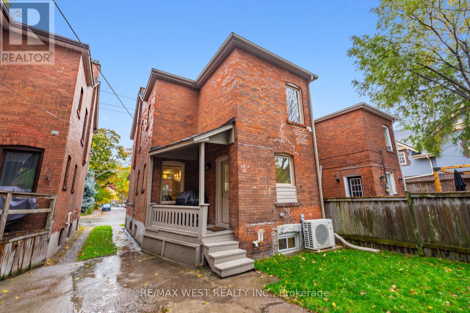 470 Runnymede Road, Toronto, Ontario  M6S 2Z2 - Photo 45 - W12793278