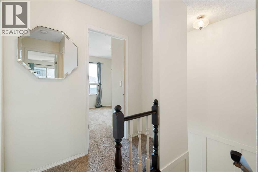 25 Mckernan Road Se, Calgary, Alberta  T2Z 1S7 - Photo 15 - A2286879