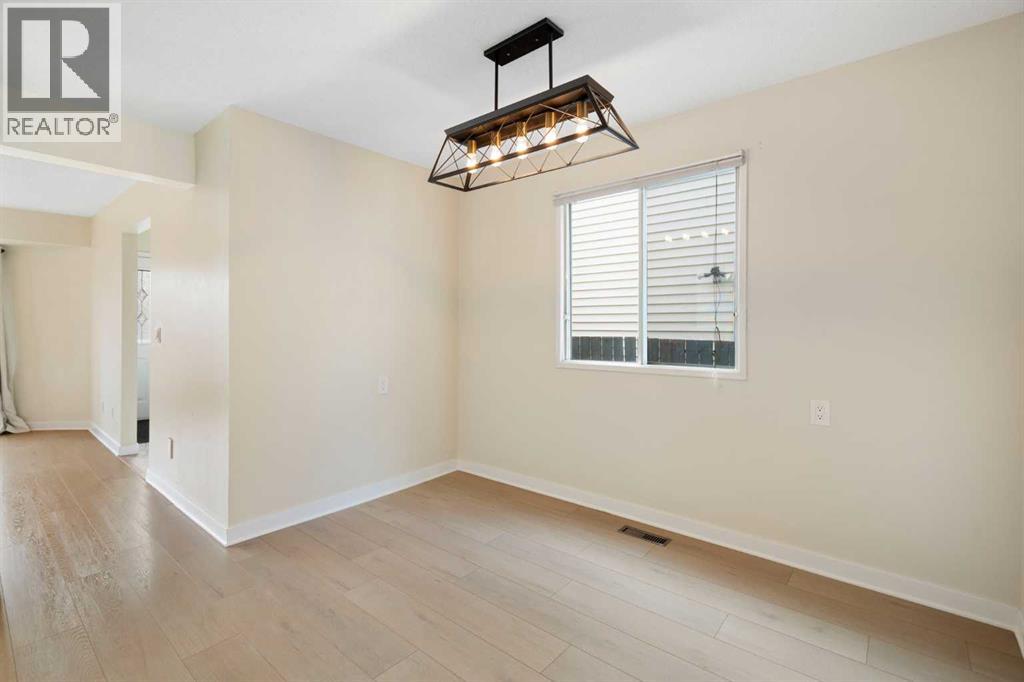 25 Mckernan Road Se, Calgary, Alberta  T2Z 1S7 - Photo 8 - A2286879