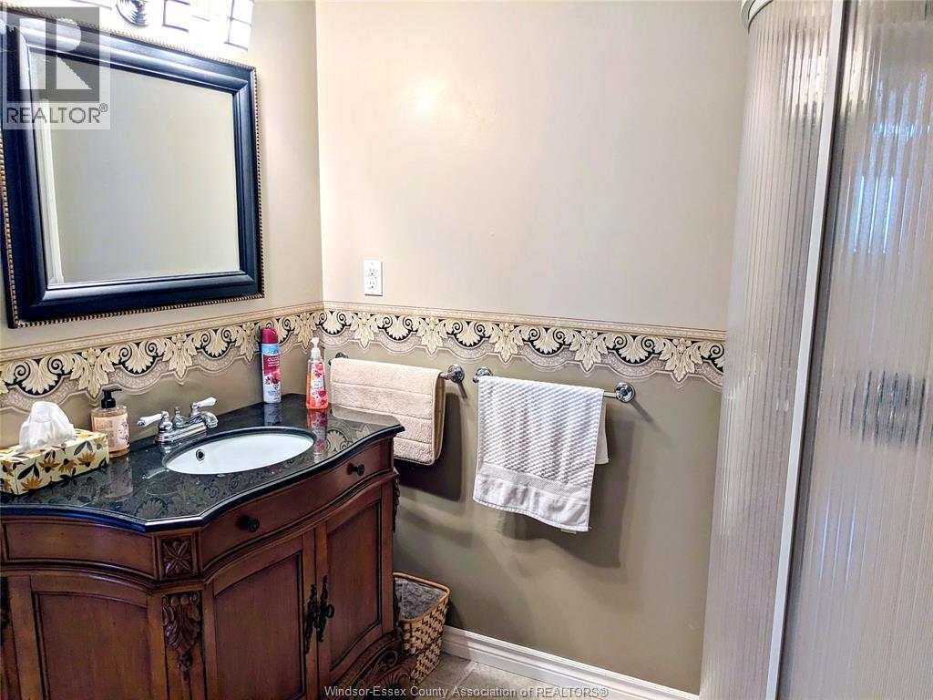 4222 Stagecoach, Windsor, Ontario  N9G 2W8 - Photo 18 - 26003370